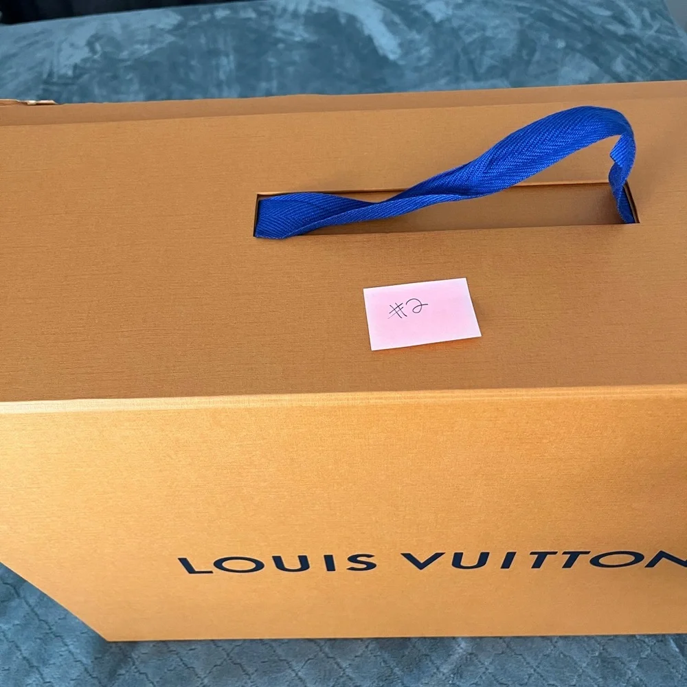 Louis‎ Vuitton Large Magnetic Folding Gift Box Imperial Saffron Blue Handle #2
